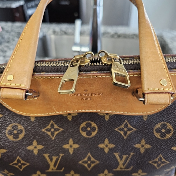 Louis Vuitton Retiro - Picture 3 of 13